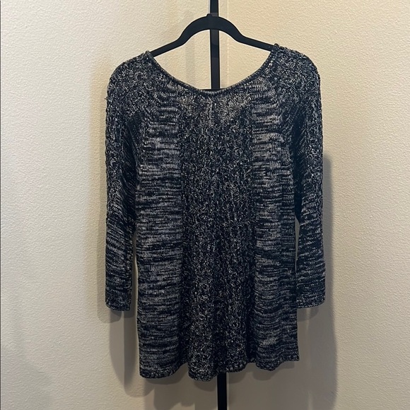 Faded Glory Black and White Acrylic Sweater - Picture 3 of 3